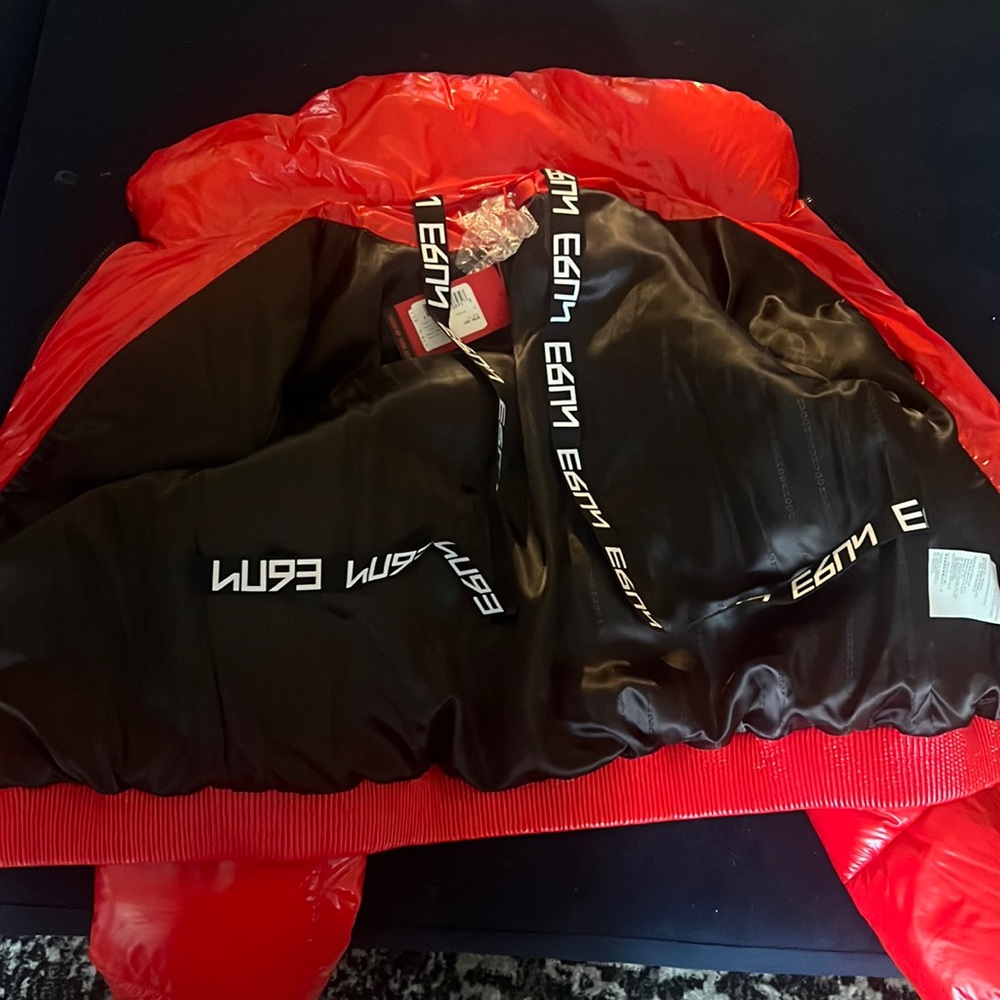 Hugo boss patent bomber new with tags